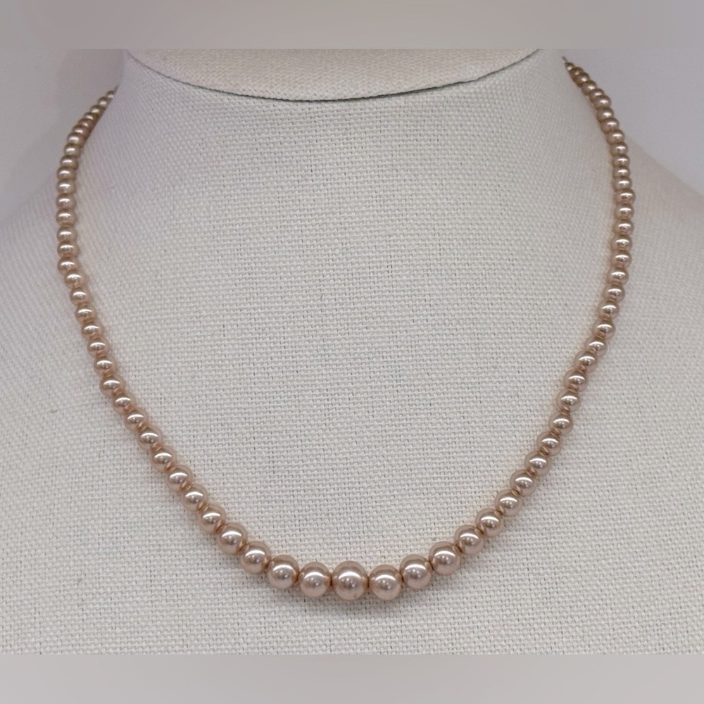 Vintage Du Barry Japan Simulated Pearl Necklace Light Pink w/tag 17”